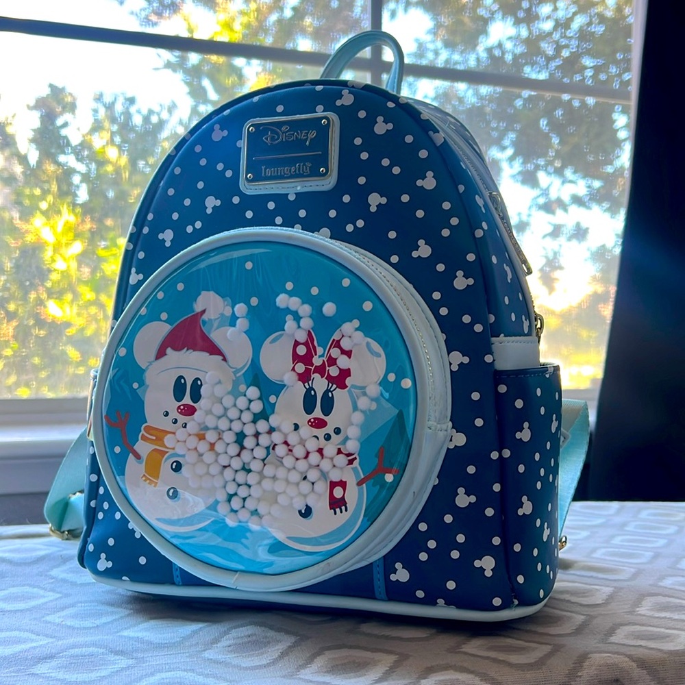 NEW Disney Mickey and mini snow globe mini loungefly backpack